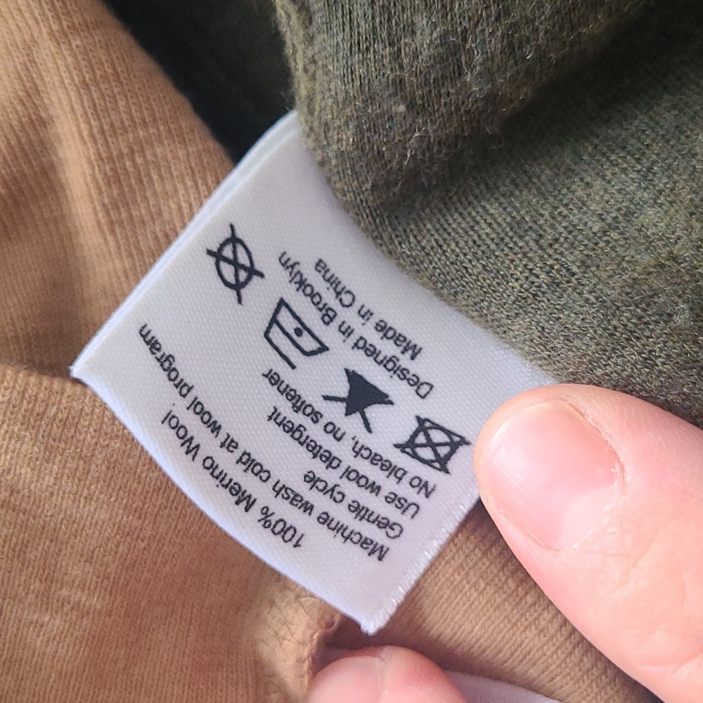 Merino Wool Base Layer Lot - Picture 8 of 9